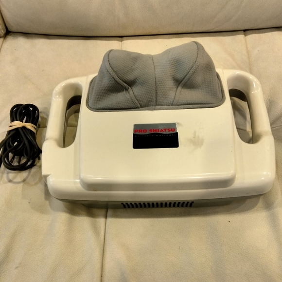 ProShiatsu Other Pro Shiatsu 9232 Portable Massager Poshmark